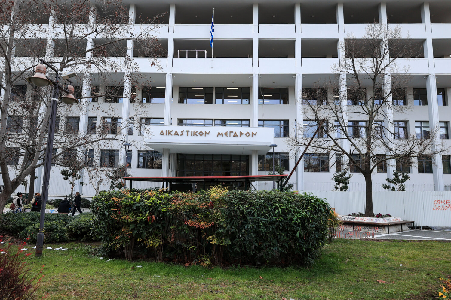 Tέμπη: Συμπληρωματική μήνυση κατά του εφέτη ανακριτή από συγγενείς θυμάτων 